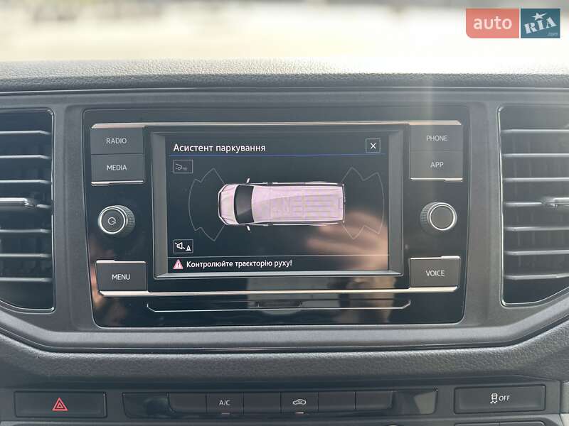 Вантажний фургон MAN TGE 2023 в Чернівцях