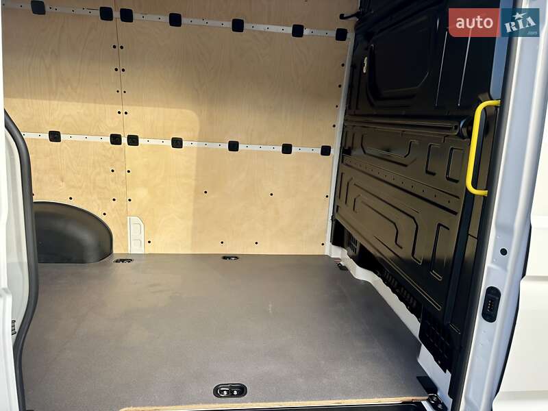 Грузовой фургон MAN TGE 2022 в Дубно