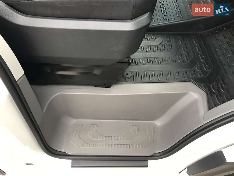 Вантажний фургон MAN TGE 2019 в Тернополі