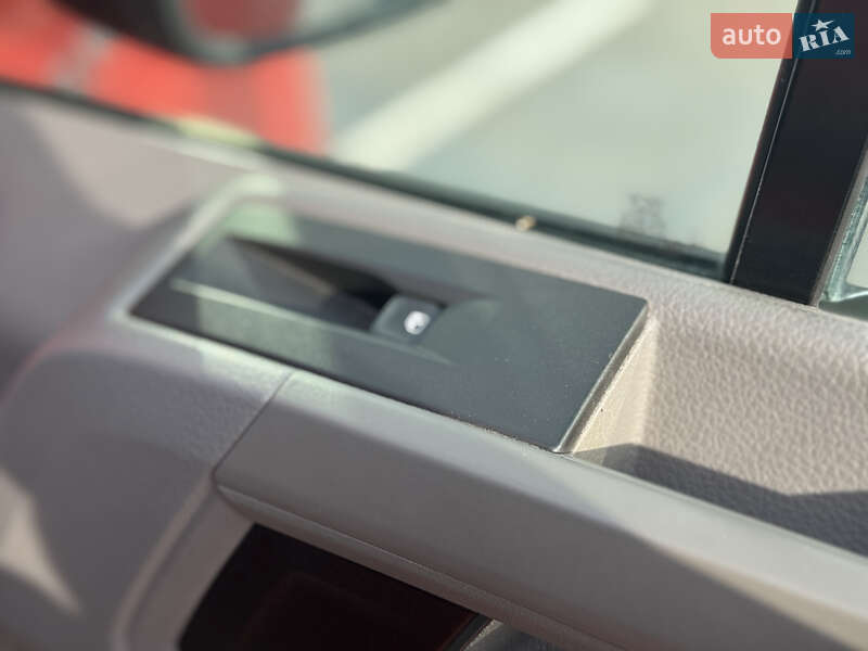 Вантажопасажирський фургон MAN TGE 2020 в Києві