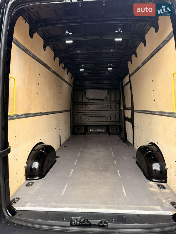 Грузовой фургон MAN TGE 2021 в Бердичеве