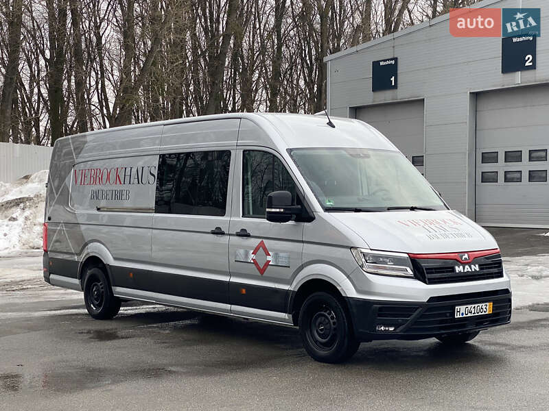 Вантажний фургон MAN TGE 2020 в Ірпені