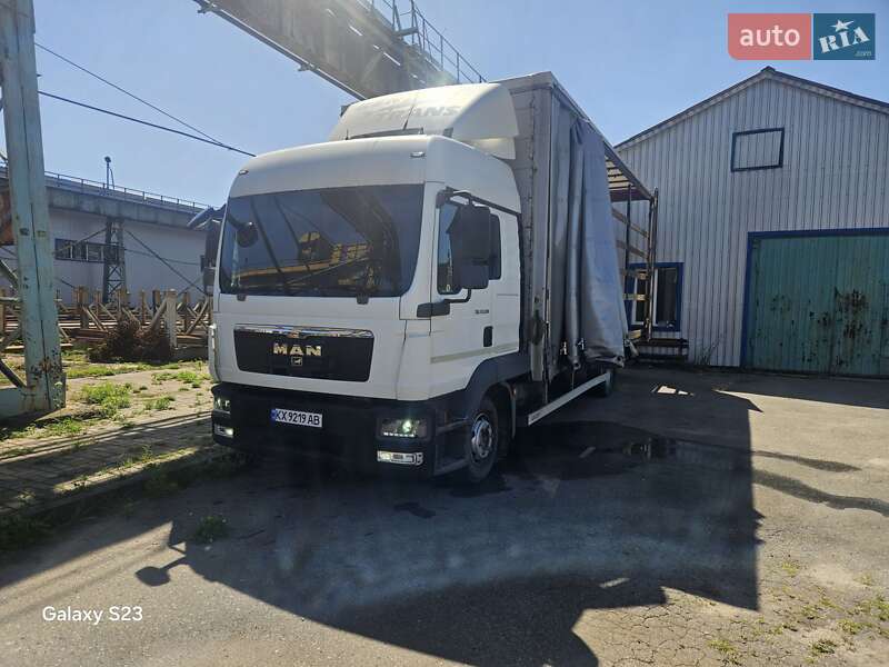 Тентований MAN TGL 2011 в Харкові