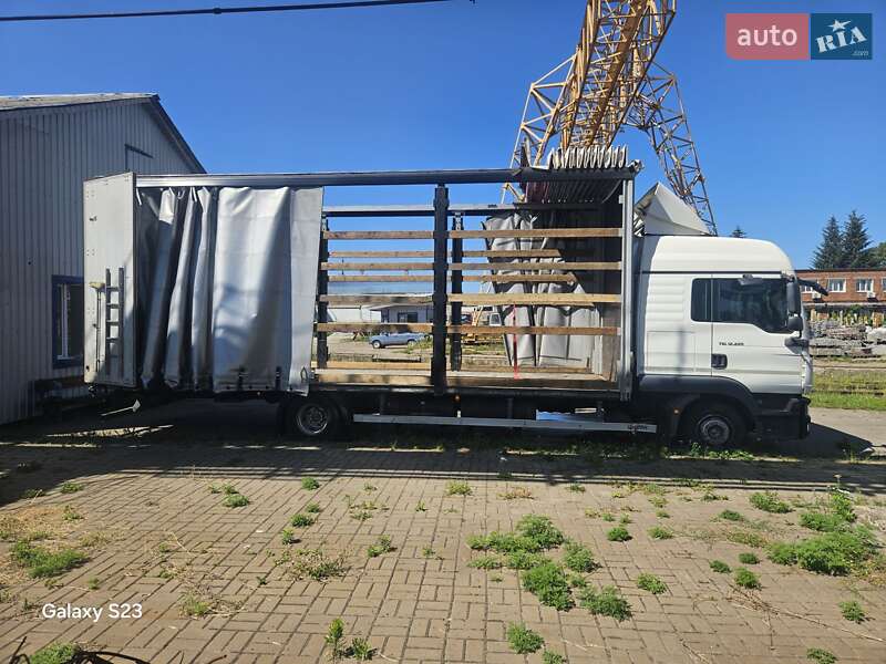 Тентований MAN TGL 2011 в Харкові