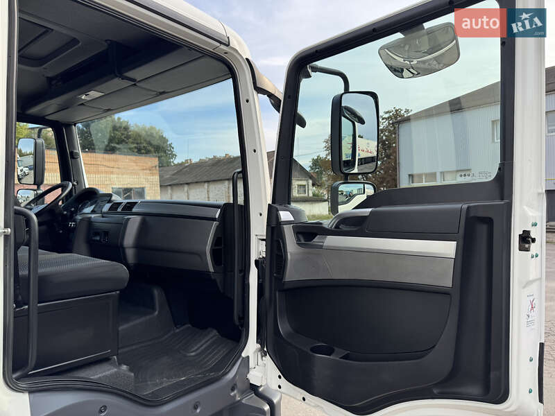 Грузовой фургон MAN TGL 2016 в Ровно