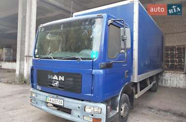 Грузовой фургон MAN TGL 2006 в Березане