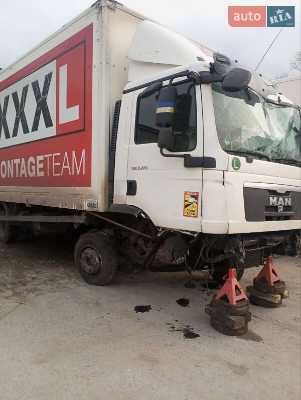 Грузовой фургон MAN TGL 2012 в Днепре