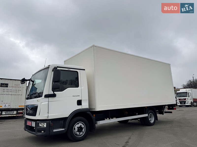 Грузовой фургон MAN TGL 2016 в Ровно