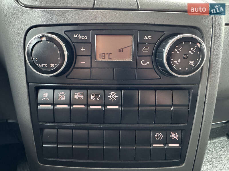 Грузовой фургон MAN TGL 2016 в Ровно