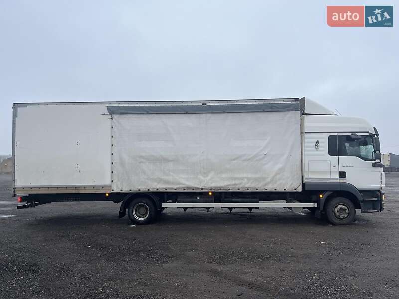 Вантажний фургон MAN TGL 2010 в Умані