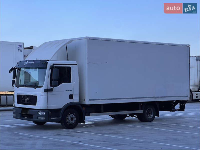 Вантажний фургон MAN TGL 2012 в Львові