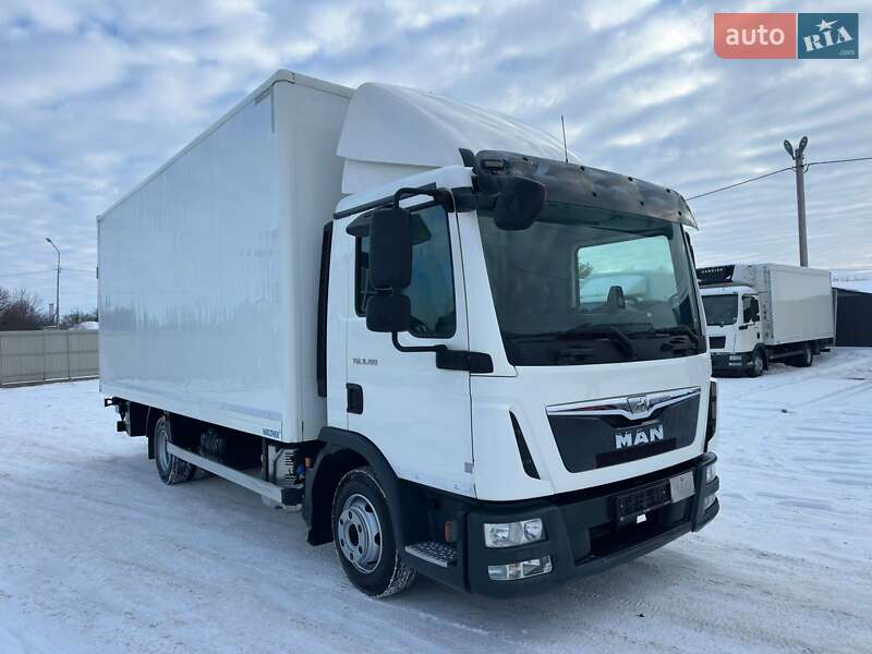 Грузовой фургон MAN TGL 2016 в Луцке фото 3 Грузовой фургон MAN TGL 2016 в Луцке