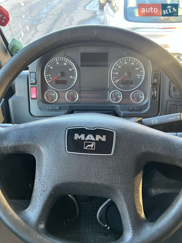 Вантажний фургон MAN TGL 2012 в Полтаві