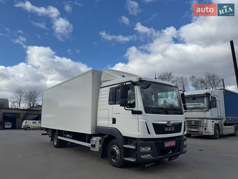 Грузовой фургон MAN TGL 2020 в Ровно