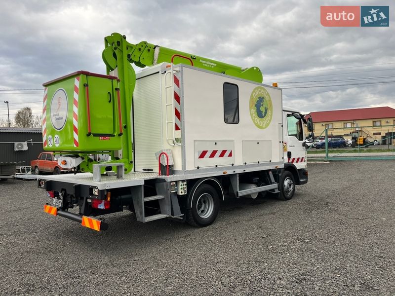 Автовышка MAN TGL 2013 в Луцке