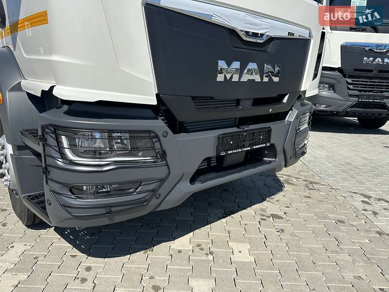 Мусоровоз MAN TGM 2025 в Черновцах