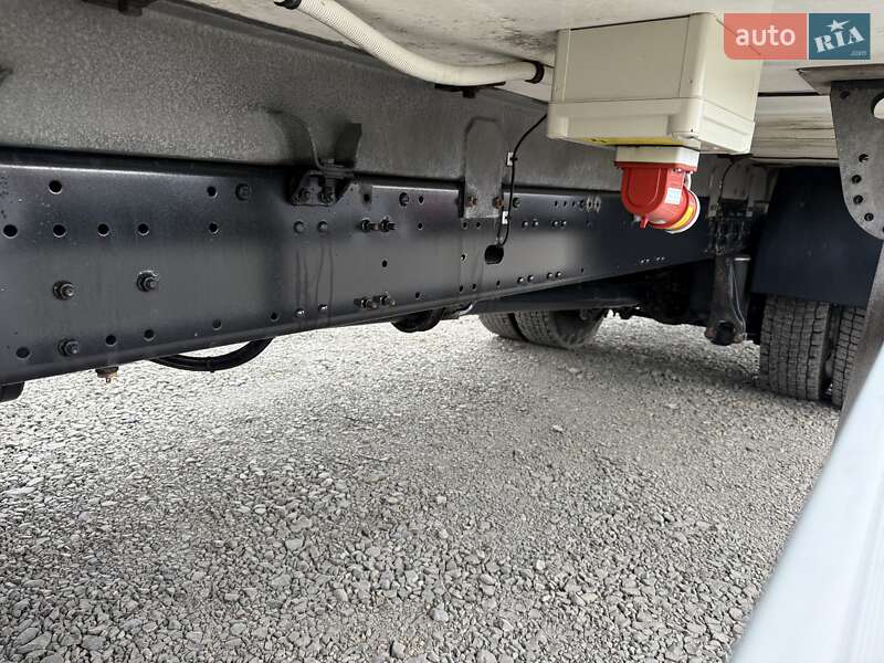 Вантажний фургон MAN TGM 2015 в Луцьку