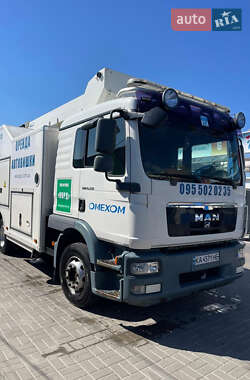 Автовишка MAN TGM 2009 в Києві