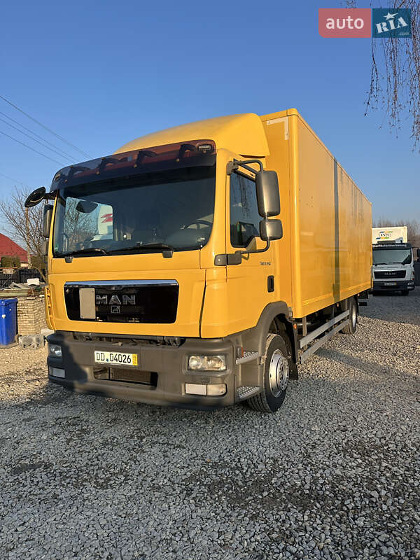 Грузовой фургон MAN TGM 2012 в Бучаче фото 8 Грузовой фургон MAN TGM 2012 в Бучаче