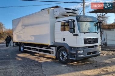 Рефрижератор MAN TGM 2012 в Дніпрі