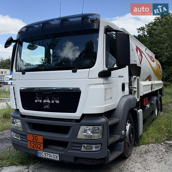 Бензовоз MAN TGS 2011 в Шептицькому