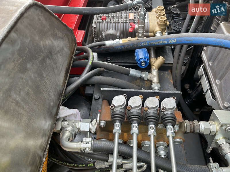 Машина  асенізатор (вакуумна) MAN TGS 2010 в Дубні