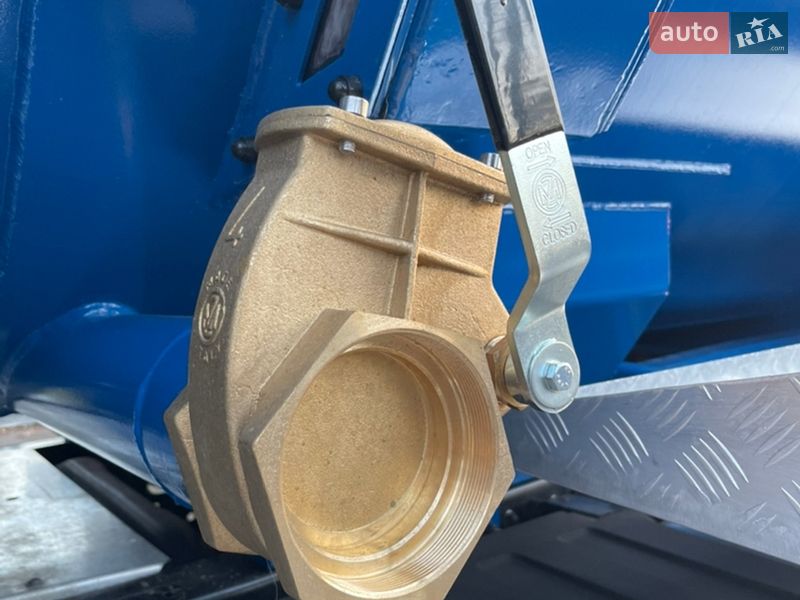 Машина  асенізатор (вакуумна) MAN TGS 2012 в Чернівцях