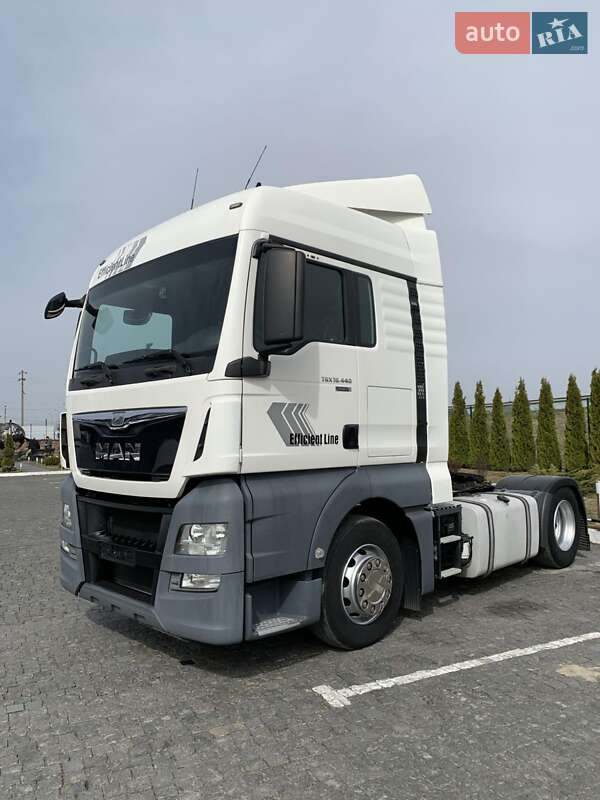 Тягач MAN TGX 18.440 2015 в 