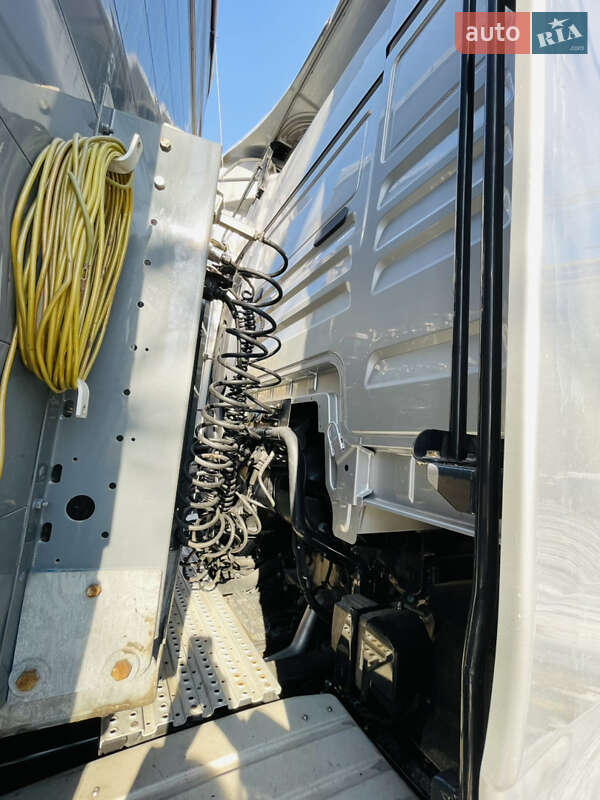 Шасси MAN TGX 18.440 2014 в Киеве фото 32 Шасси MAN TGX 18.440 2014 в Киеве