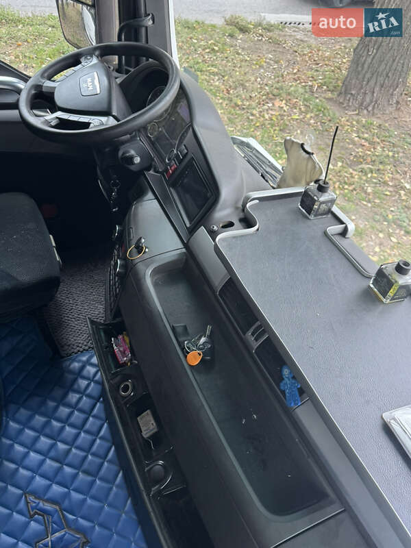 Тягач MAN TGX 18.440 2012 в Дніпрі фото 11 Тягач MAN TGX 18.440 2012 в Дніпрі