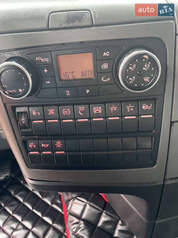 Тягач MAN TGX 18.440 2013 в Шептицькому