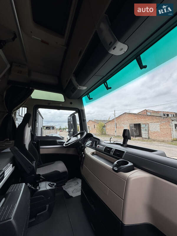 Тягач MAN TGX 18.460 2017 в Вараше
