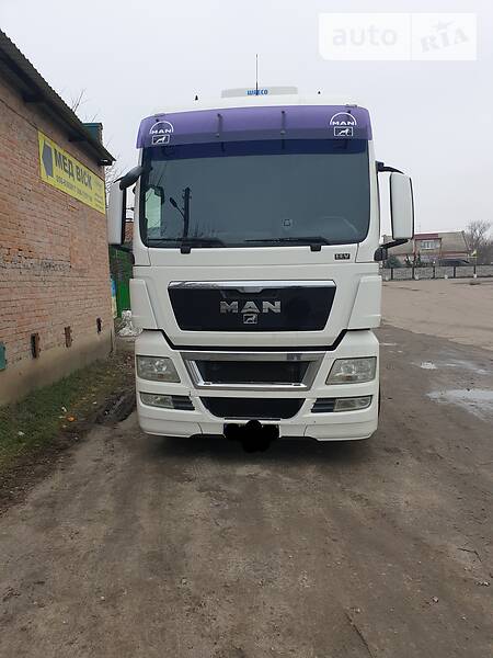 Зерновоз MAN TGX 2011 в Кропивницькому