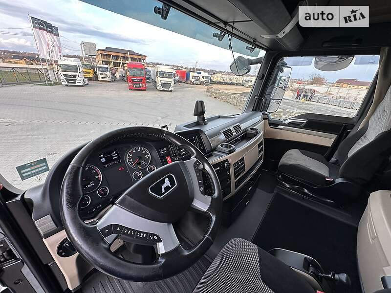 Контейнеровоз MAN TGX 2018 в Чернівцях