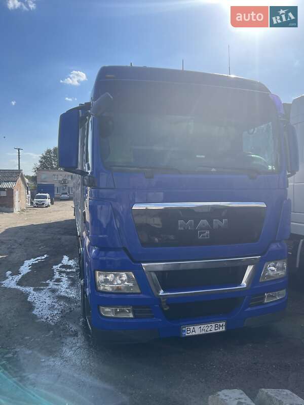 Контейнеровоз MAN TGX 2012 в Кропивницькому