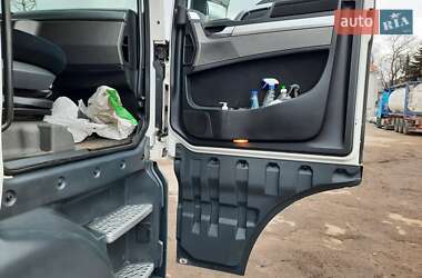 Тягач MAN TGX 2015 в 