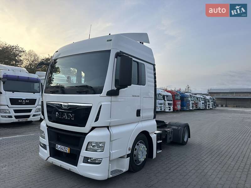 Тягач MAN TGX 2015 в 