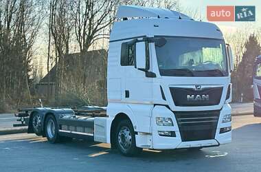 Контейнеровоз MAN TGX 2020 в 