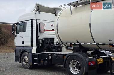 Тягач MAN TGX 2015 в 