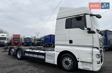 Контейнеровоз MAN TGX 2020 в 