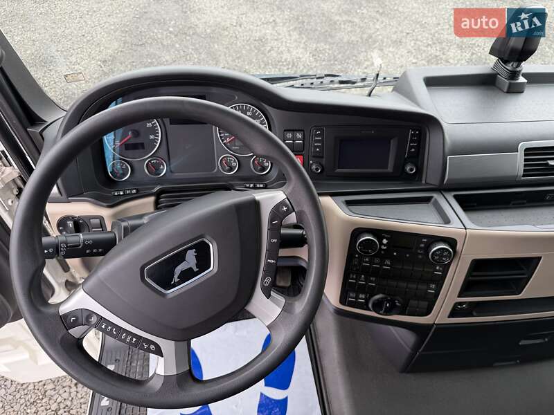 Контейнеровоз MAN TGX 2020 в Луцьку