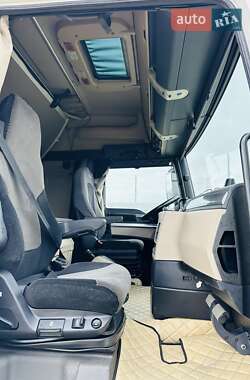 Контейнеровоз MAN TGX 2020 в 