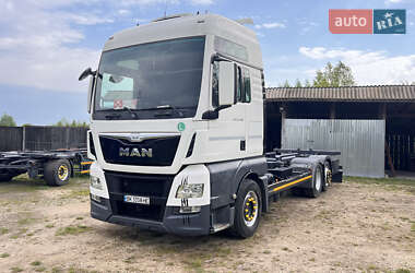 Контейнеровоз MAN TGX 2015 в Білогір'ї