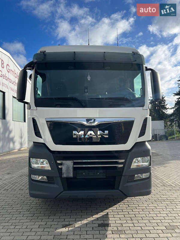 Контейнеровоз MAN TGX 2018 в 