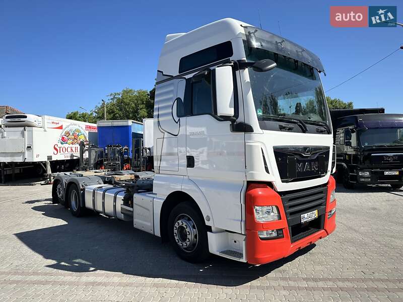 Контейнеровоз MAN TGX 2020 в Заліщиках