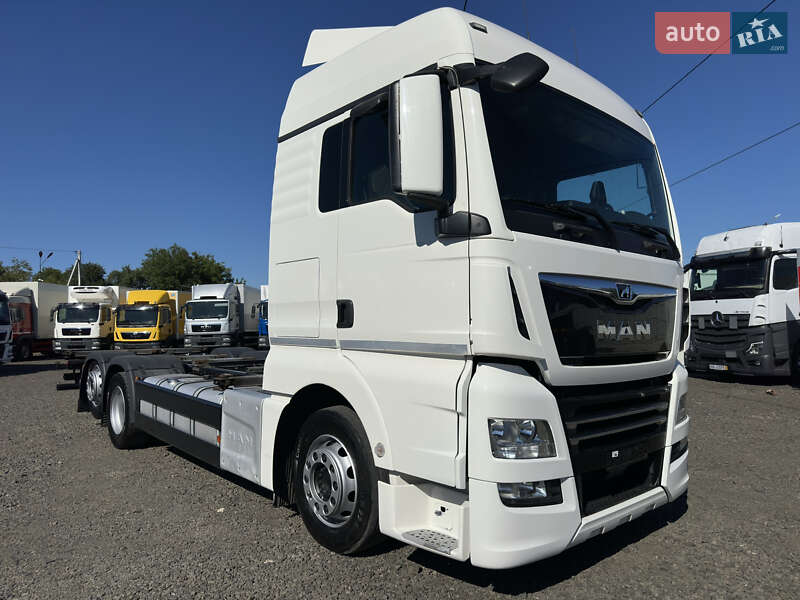 Контейнеровоз MAN TGX 2020 в Луцьку
