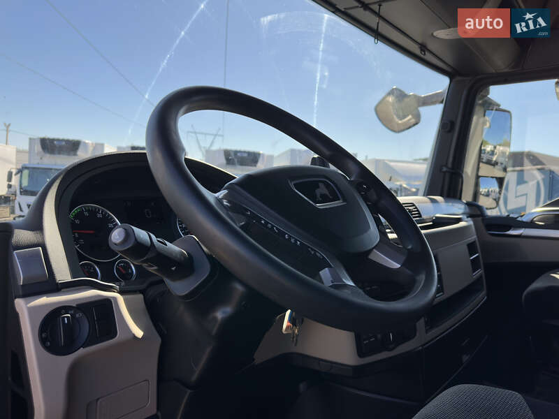 Контейнеровоз MAN TGX 2020 в Луцьку