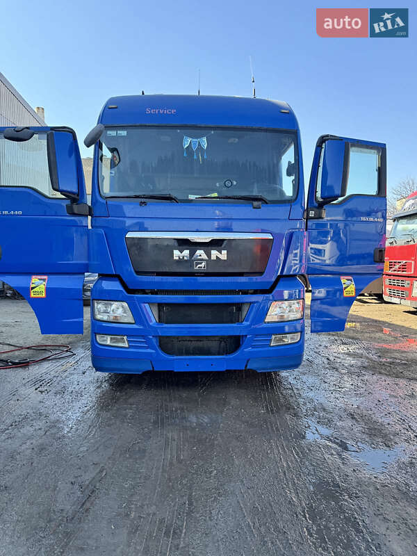 Тягач MAN TGX 2009 в 