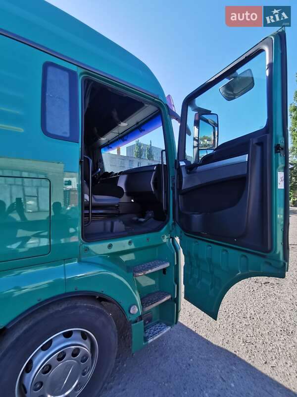 Зерновоз MAN TGX 2009 в Миколаєві