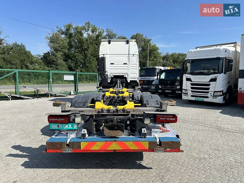 Контейнеровоз MAN TGX 2021 в Заліщиках